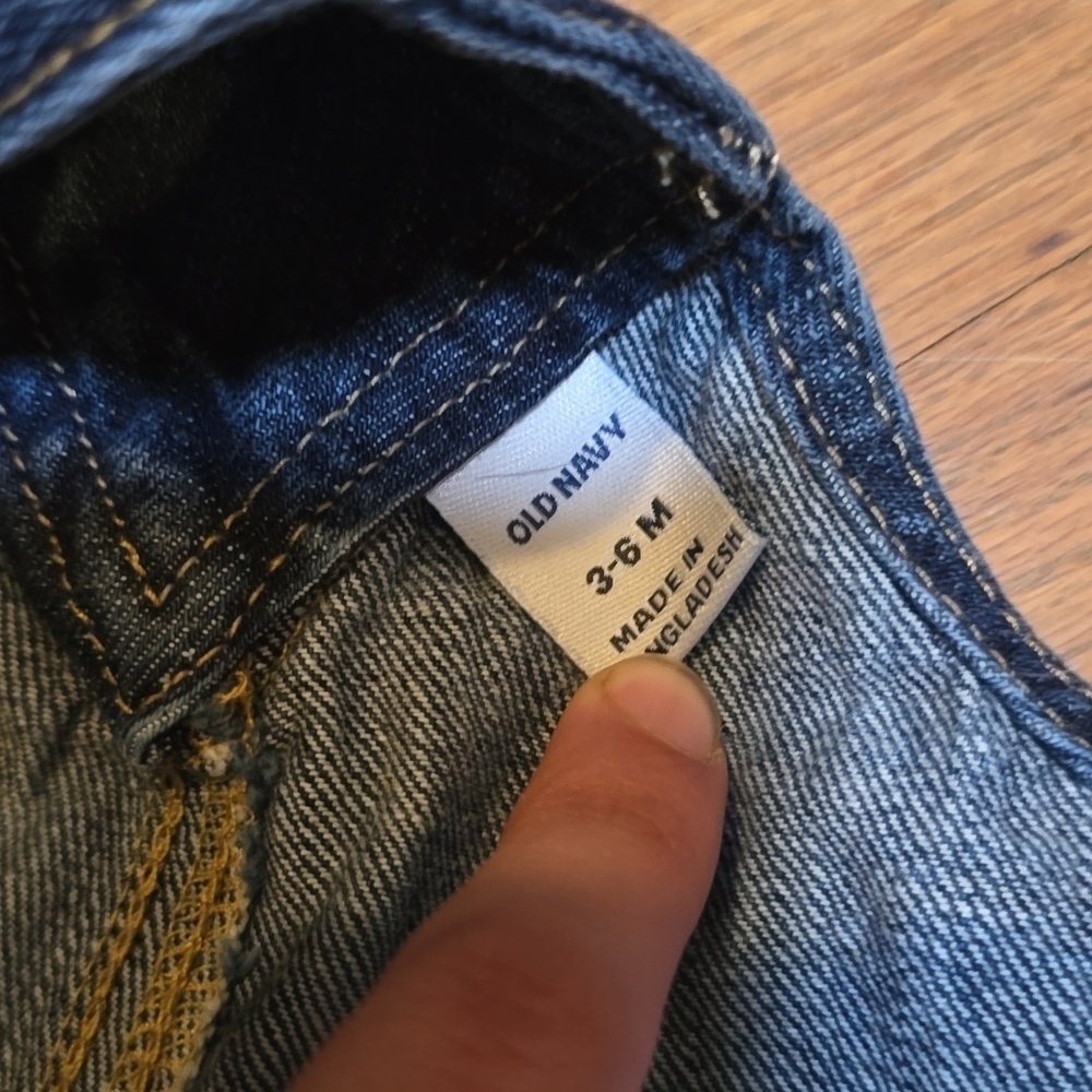Old Navy Blue Denim Overalls with Bib Front and Shoulder Straps 3-6M - Picture 2 of 2